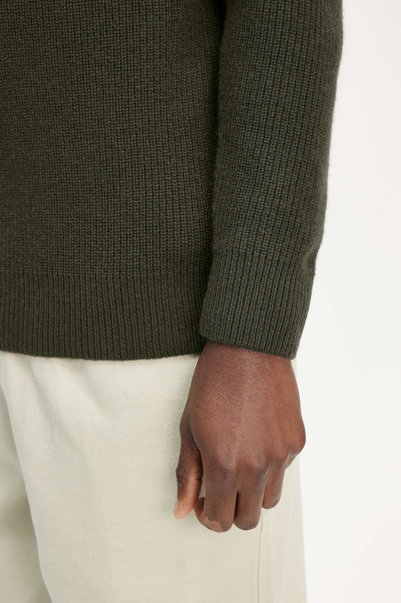 Fred Perry Lambswool Jumper in Hunting Green 