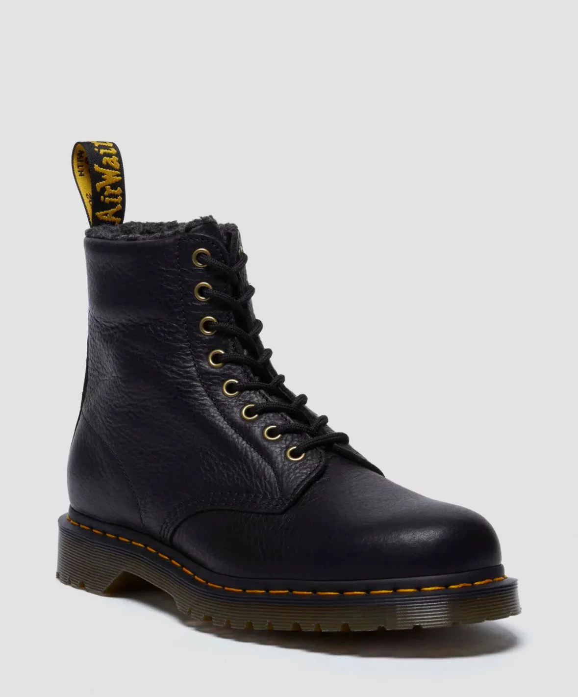 Dr. Martens 1460 WL Grizzly in Black