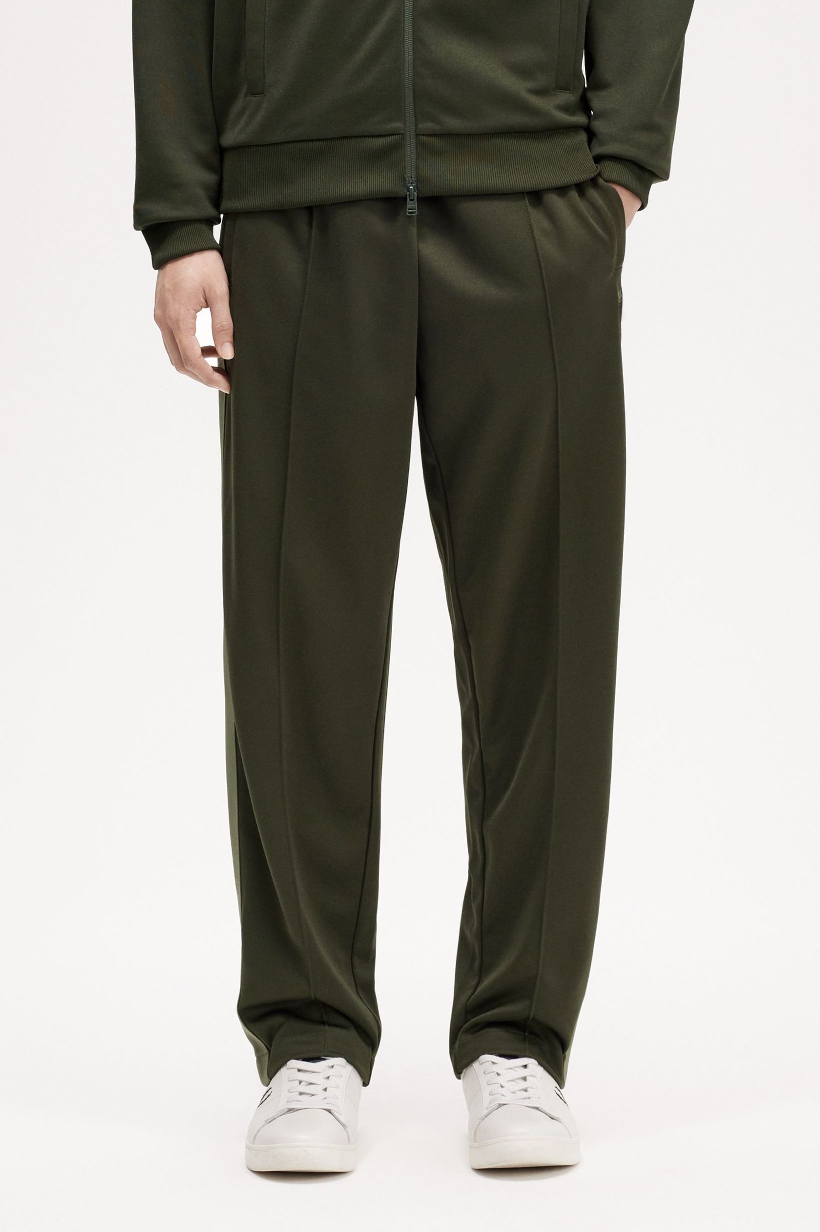 Fred Perry Tape Detail Track Pant in Hunting Green