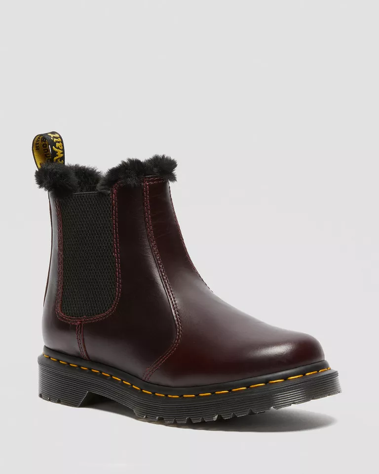 Dr.Martens 2976 Wl Grizzly in Cherry Red