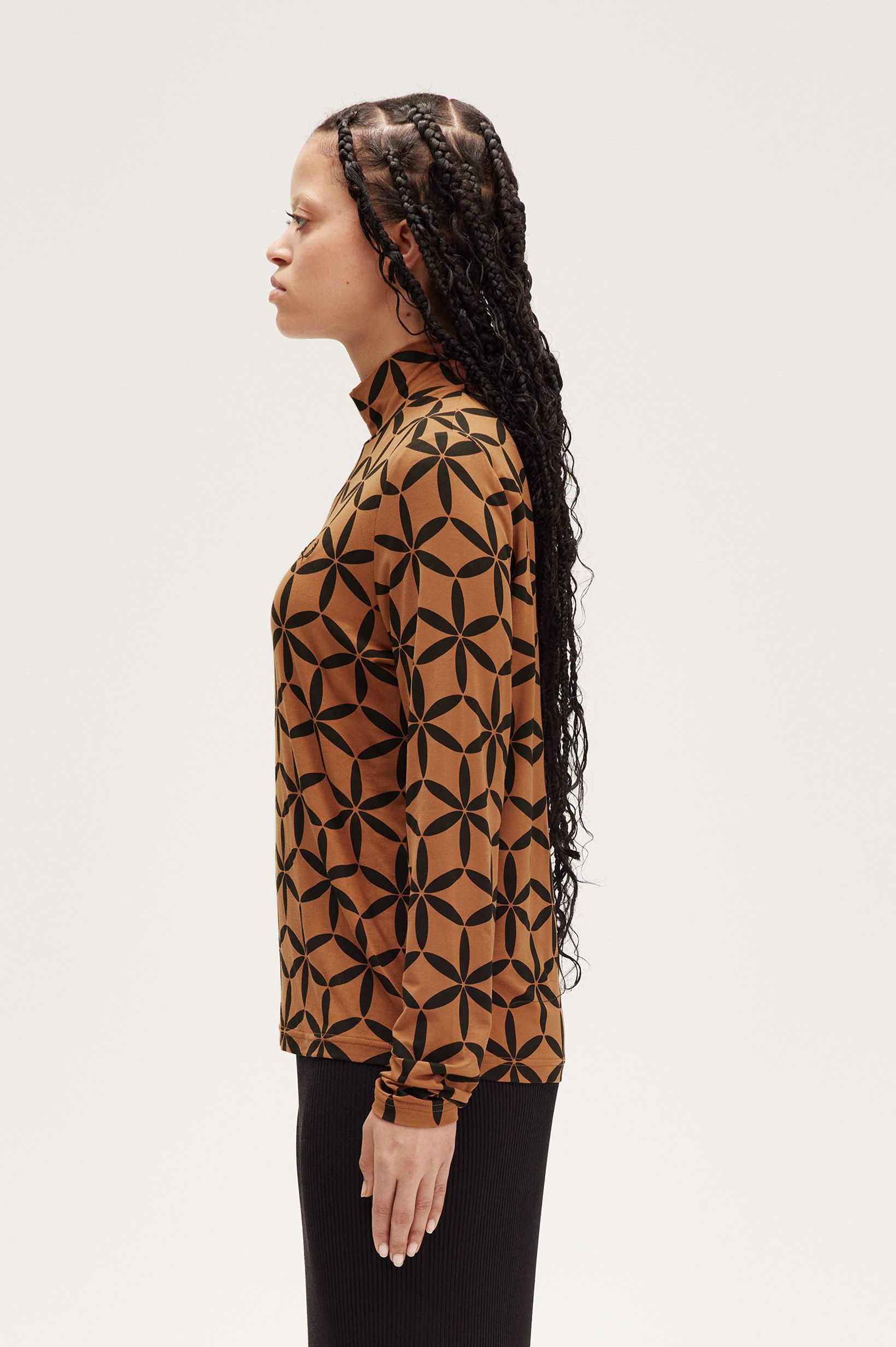 Fred Perry Printed Mock Neck Top in Marmelade