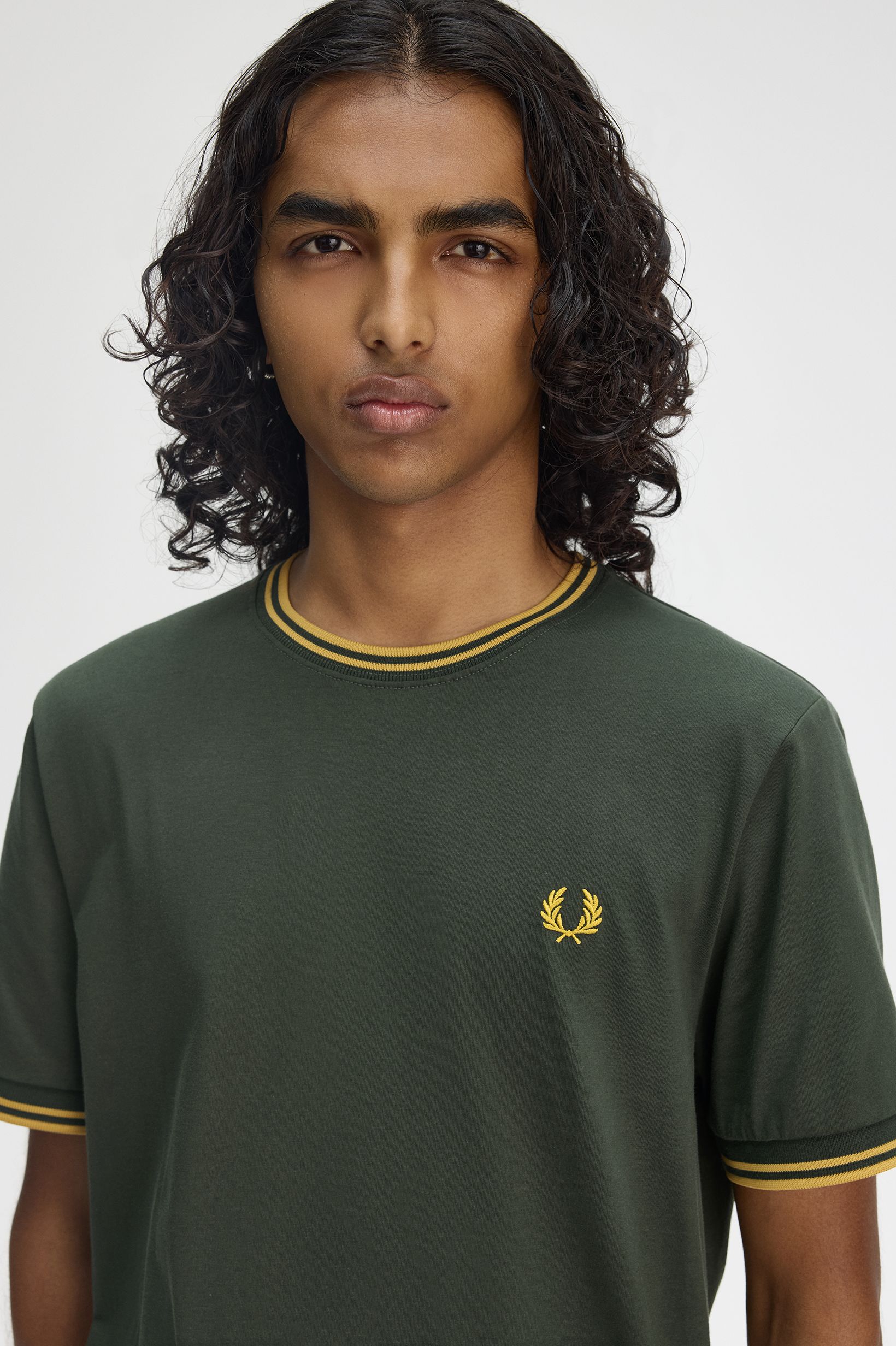 Fred Perry Twin Tipped T-Shirt in Courtgreen/Honeycomb