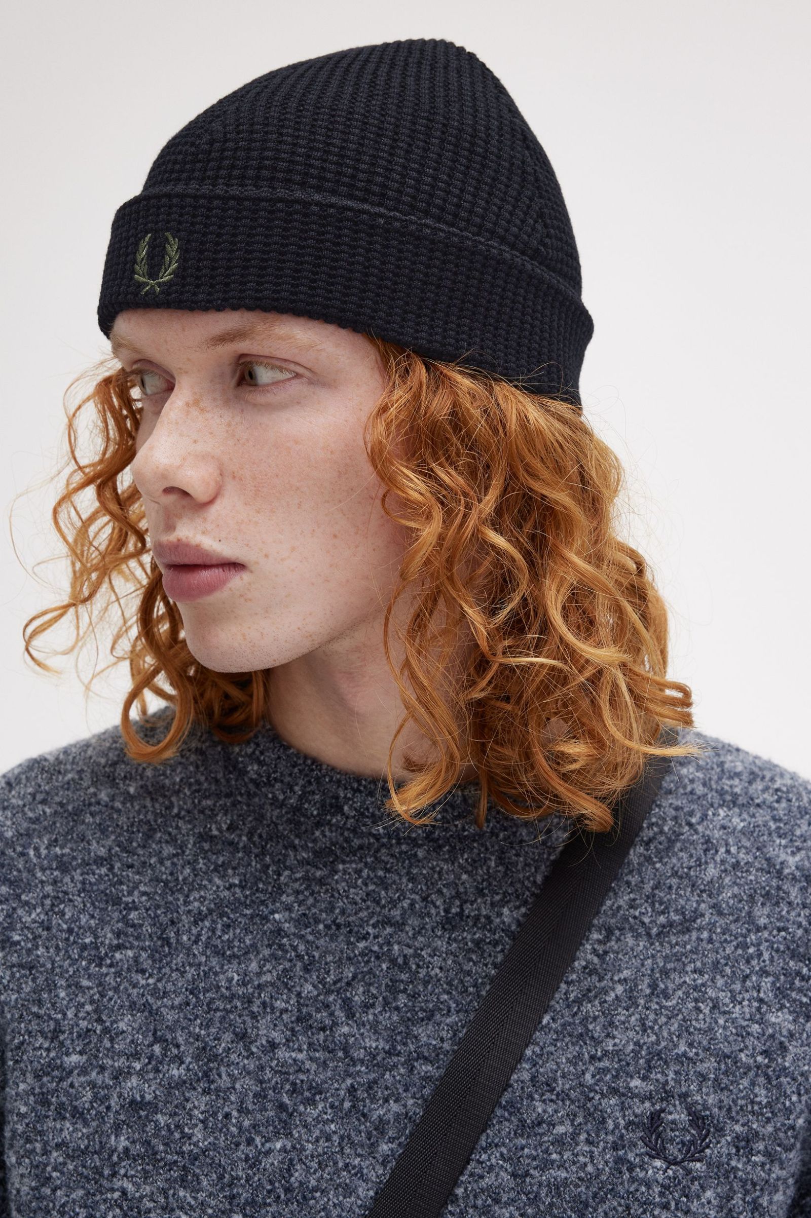 Fred Perry Waffle Knit Beanie in Black And Green