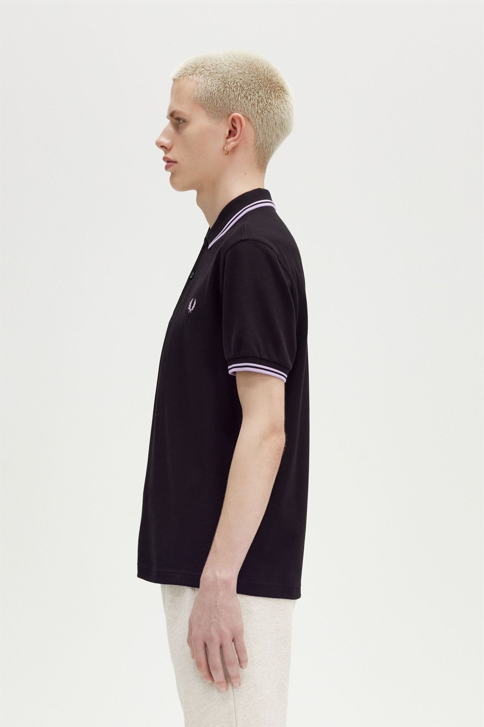 Fred Perry M3600 Twin Tipped Shirt in Black / Ultraviolet / Ultraviolet