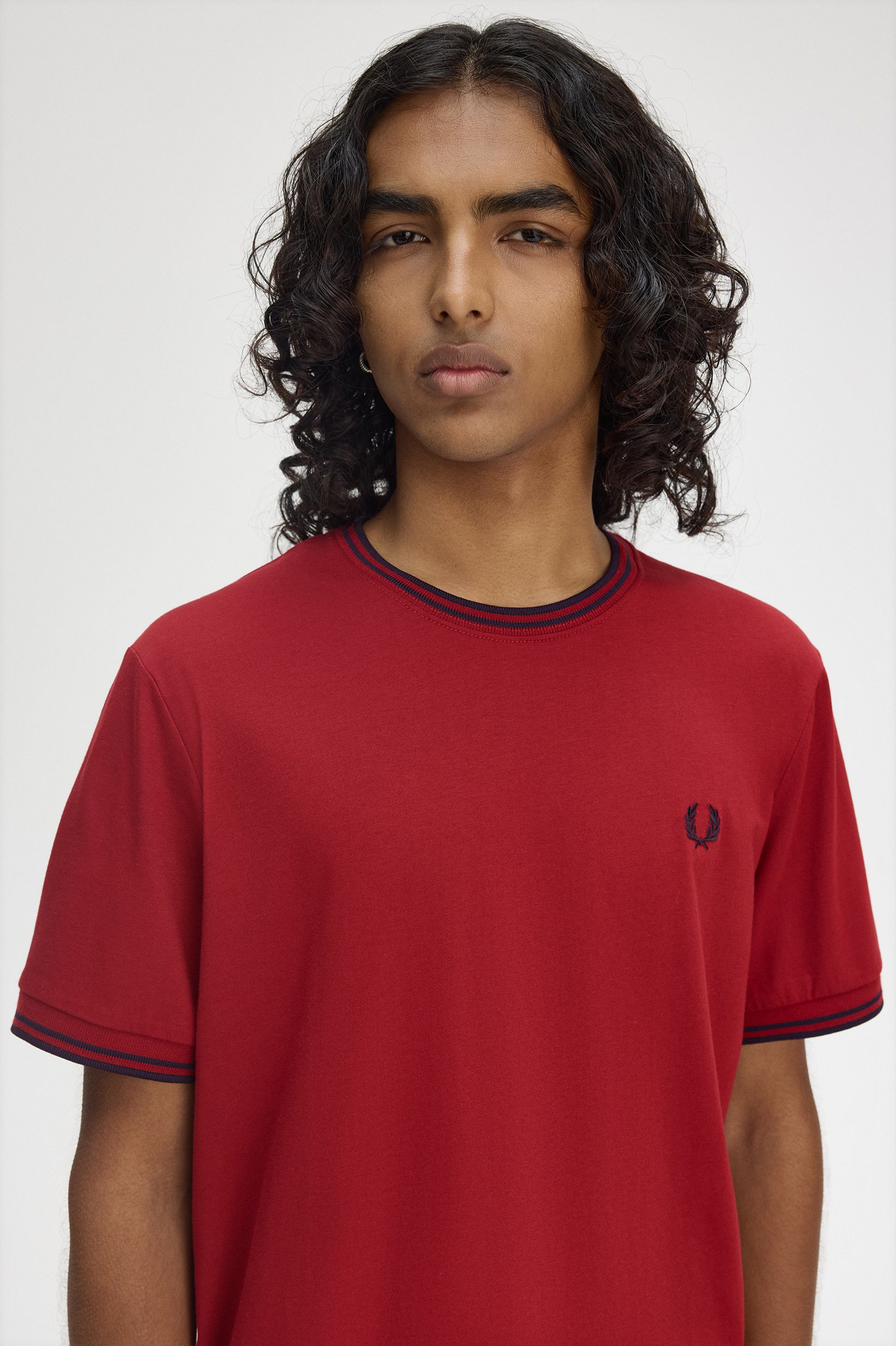 Fred Perry Twin Tipped T-Shirt in Burnt Red/Navy