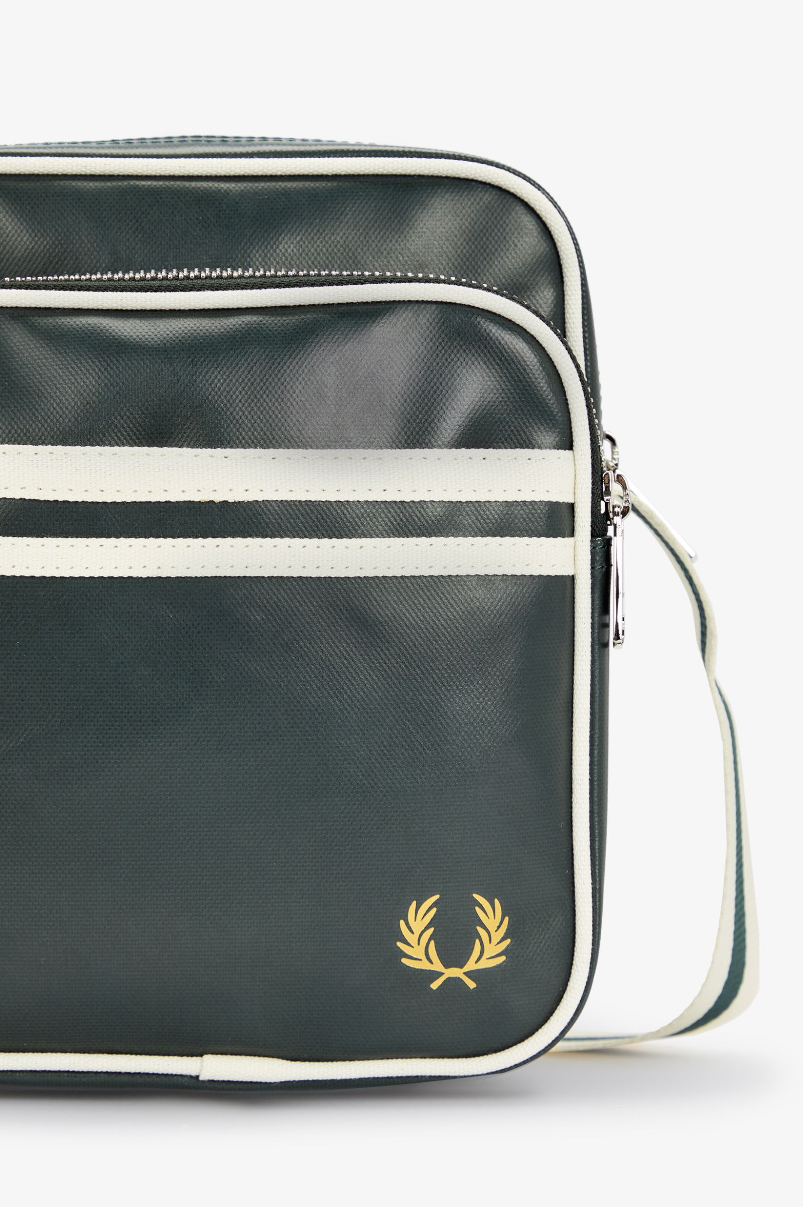 Fred Perry Classic Side Bag in Night Green