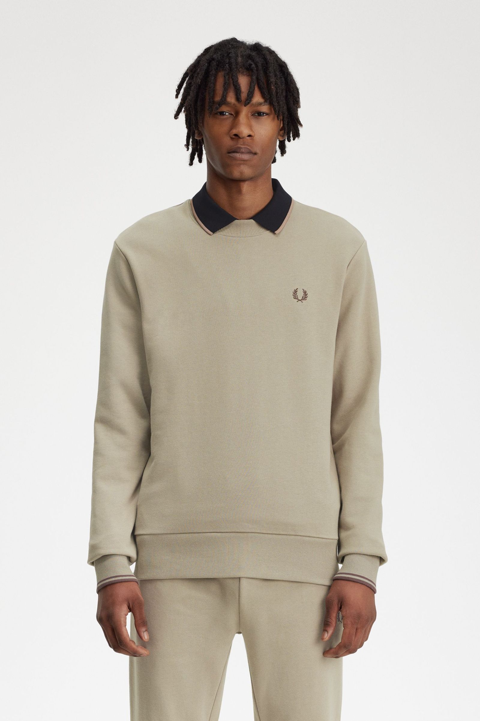 Fred Perry Crew Neck Sweatshirt in Warm Grey 