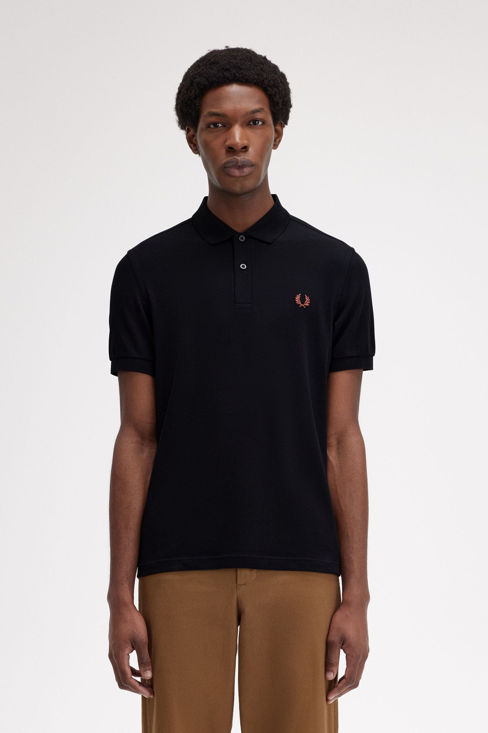 Fred Perry The Fred Perry Shirt M6000 in Black/Whisky Brown