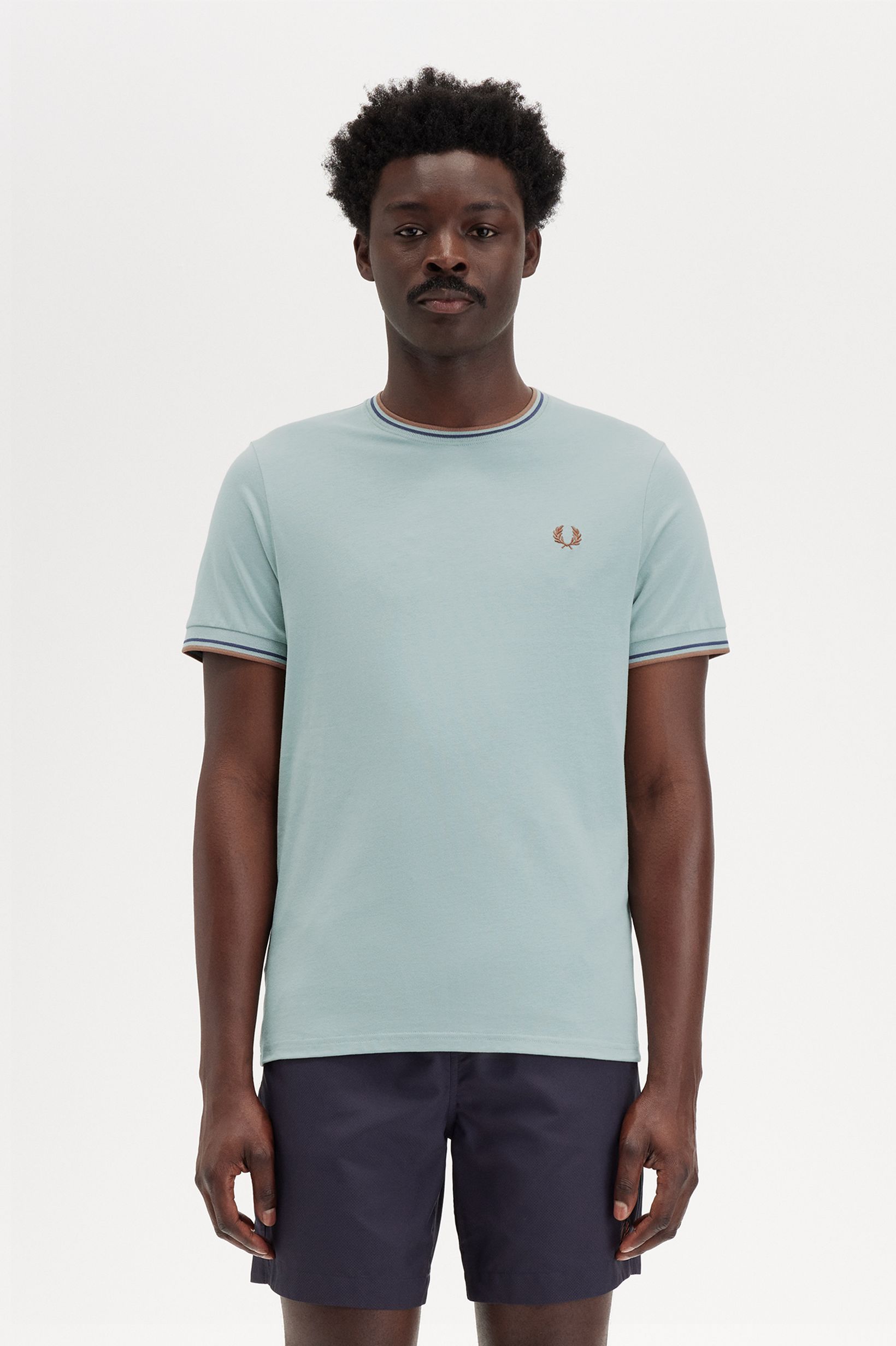 Fred Perry Twin Tipped T-Shirt in Silverblue/Tennisblue/Cinnamon