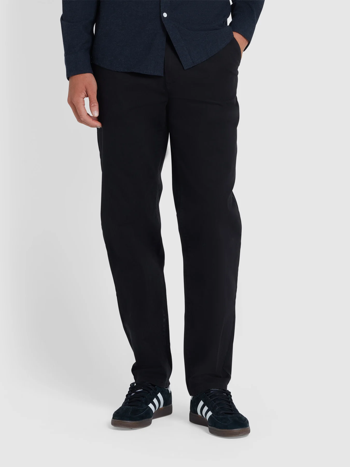 Farah Norwood Regular Fit Chinos In Black 