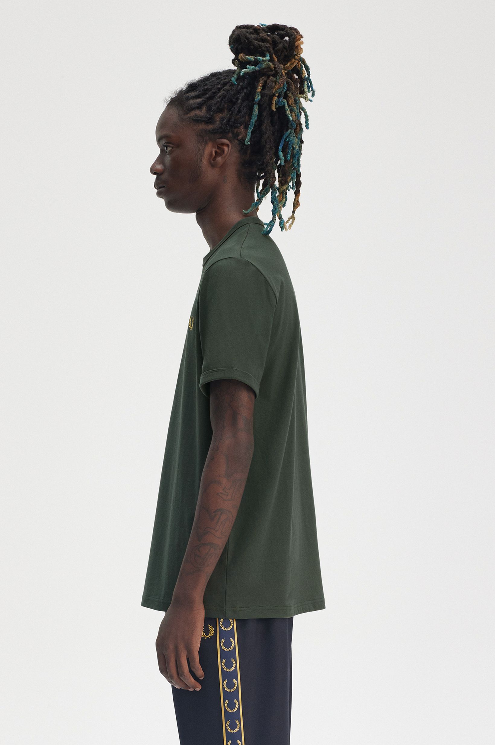 Fred Perry Ringer T-Shirt in Court Green 