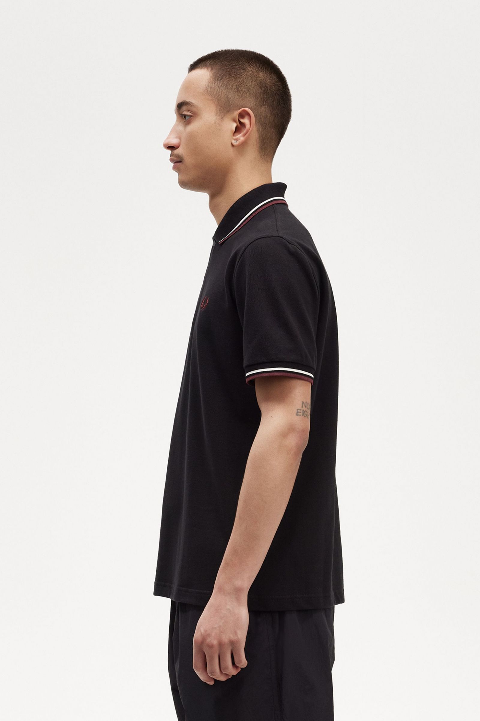 Fred Perry Made in England M12 Twin Tipped Shirt in Black/Ecru/Oxblood