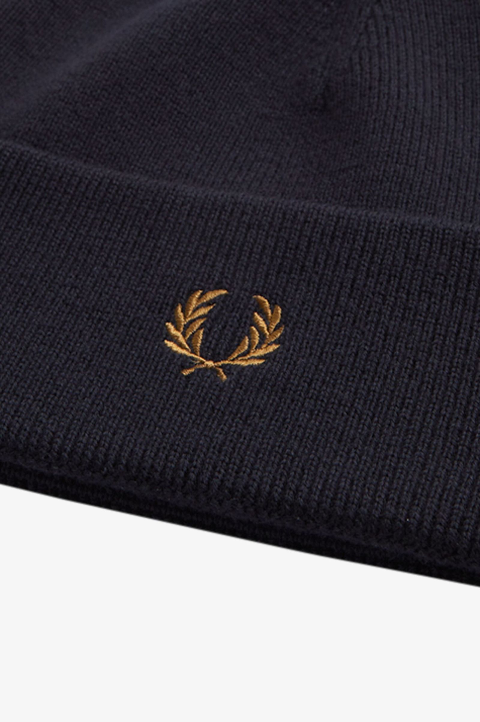 Fred Perry Classic Beanie in Navy/Dark Caramel