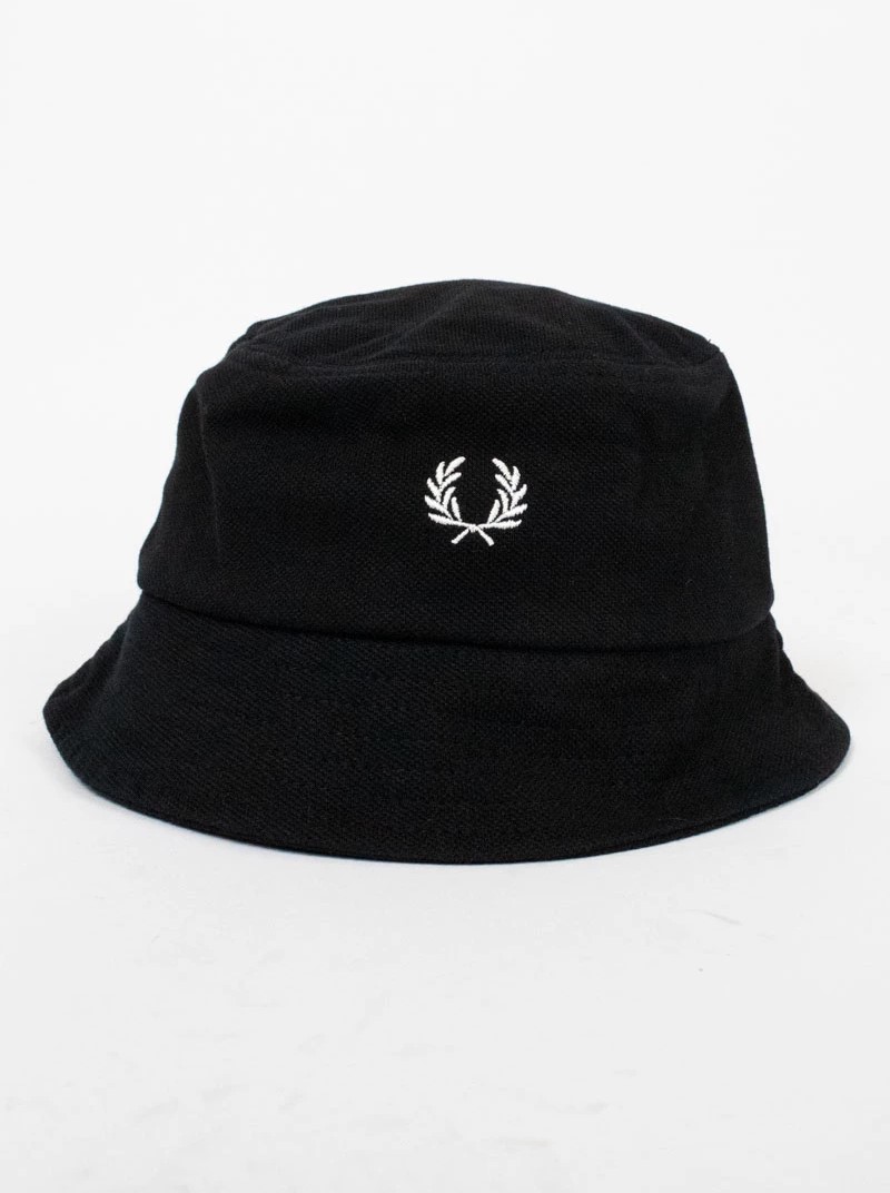 Fred Perry Pique Bucket Hat in Black